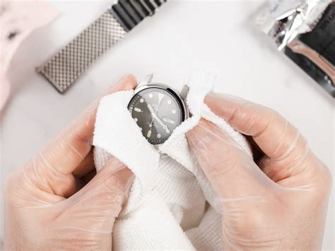 how to remove scratches from a watch.